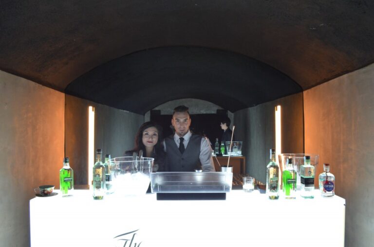 THE GIN COLLECTION CONTEST