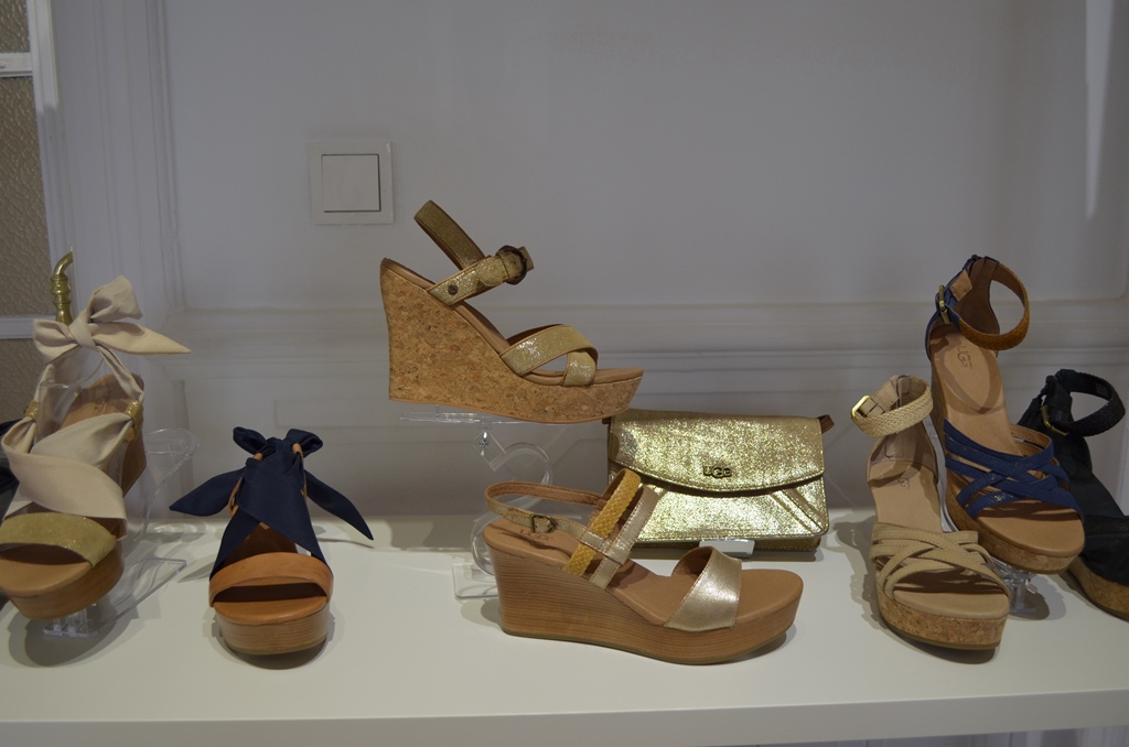 UGG AUSTRALIA SANDALS