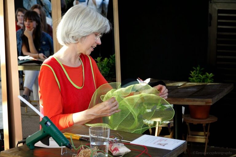Cómo hacer tocados con Candela Cort