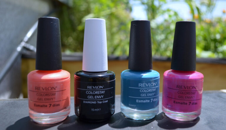 Gana este pack de  Revlon Summer Love Collection Colorstay Gel para una manicura perfecta