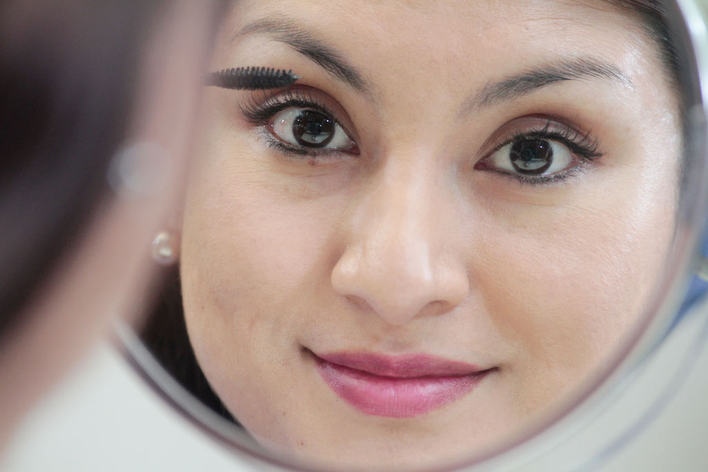 truco para pestañas con Mirame lashes